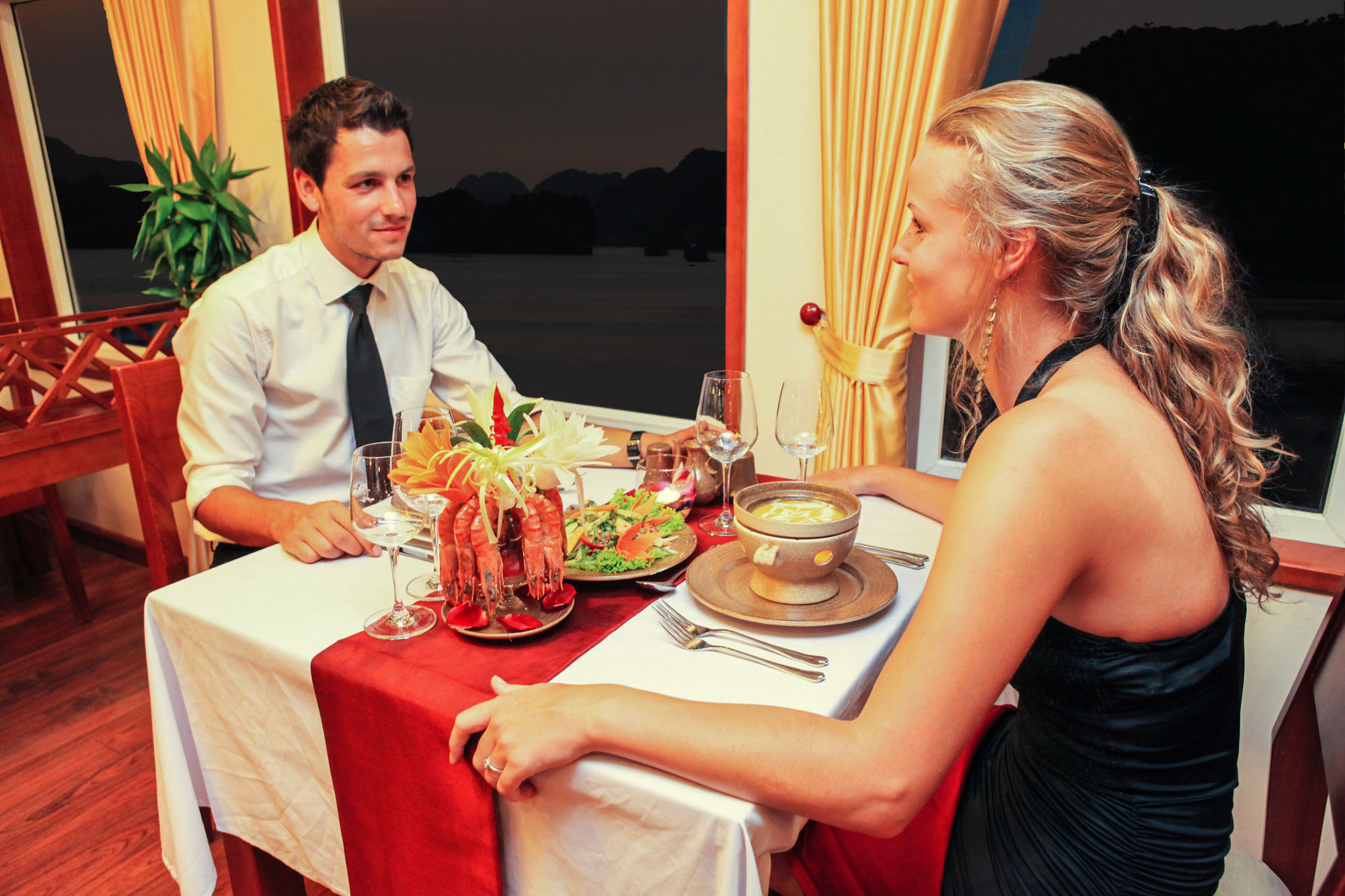 Huong Hai Sealife Cruise Ha Long Luaran gambar
